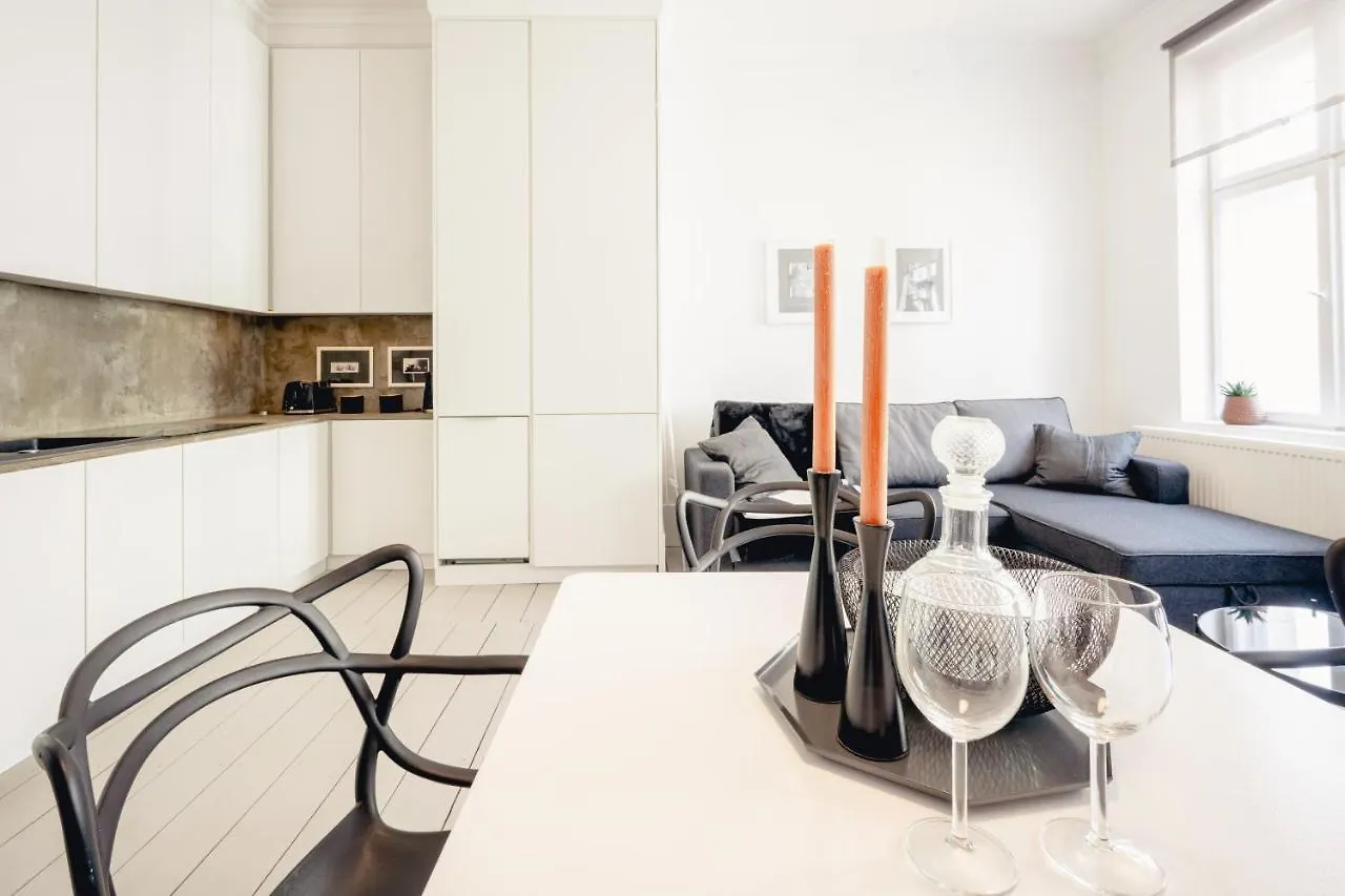 Apartamenty Wozna 14A, 2 Rooms, Self Check In 24H Poznan Poland